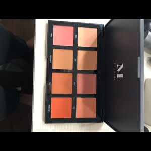 MORPHE 8W BLUSH PALETTE